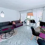 Tanit Ara 40m2 T1 Terrasse Angle 35 M2 Piscine Parking * Antibes