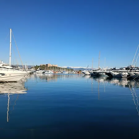 Tanit Arad Classe 40M2 Terrasse Angle 35 M2 Piscine Parking Privatif Apartment Antibes
