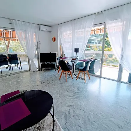 Apartment Tanit Arad Classe 40M2 Terrasse Angle 35 M2 Piscine Parking Privatif Antibes