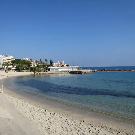 Tanit Arad Classe 40M2 Terrasse Angle 35 M2 Piscine Parking Privatif * Antibes
