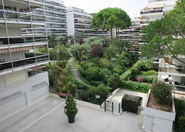 Lägenhet Ara 40m2 Classe Terrasse 35 M2 Piscine Parking Antibes